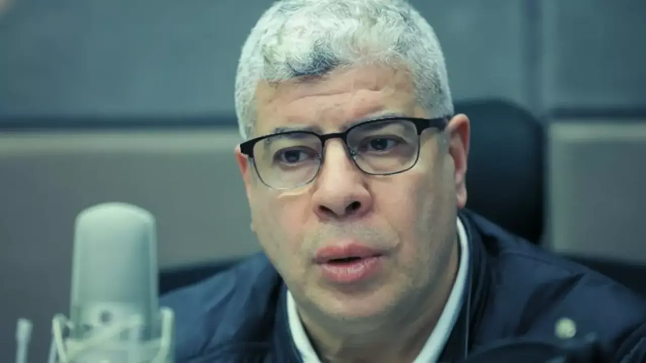 شوبير يكشف تفاصيل صفقات الأهلي السرية ومفاوضات اللاعب الأجنبي تتواصل لساعتين